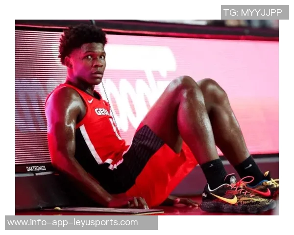 华子全场狂砍41分7三分5断助力逆转展现超巨攻防实力